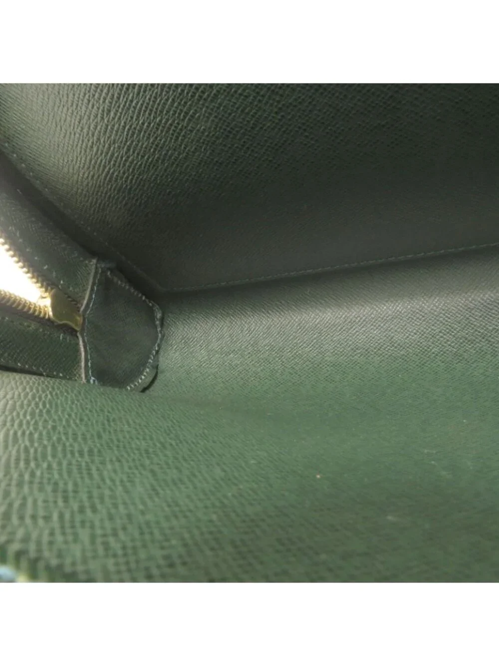 Louis Vuitton Baikal Taiga Epi Sair Clutch Green